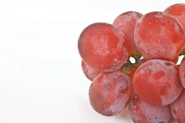 Racimo de uvas rojas jugosas maduras — Foto de Stock
