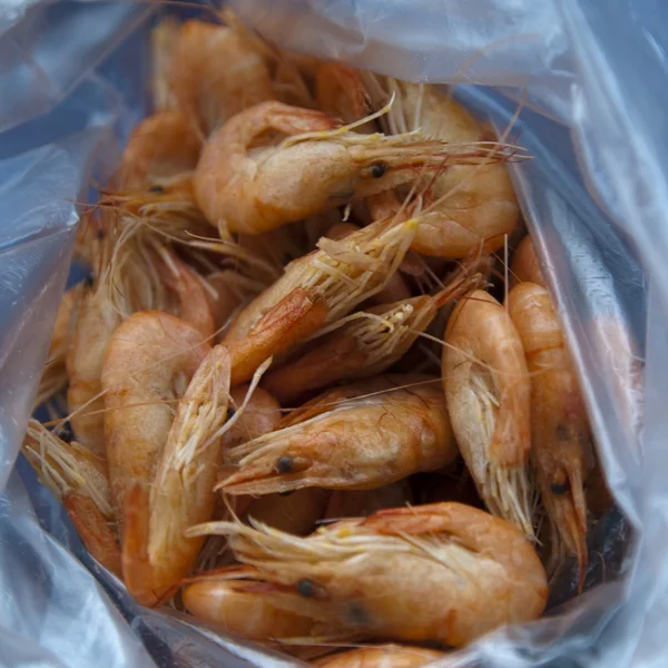 Camarones cocidos pequeños — Foto de Stock