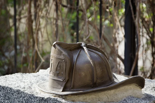 Scultura del cappello da pompiere, Praga — Foto Stock