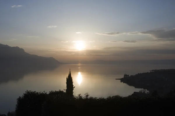 Pôr do sol no Lago de Genebra, Suíça — Fotografia de Stock