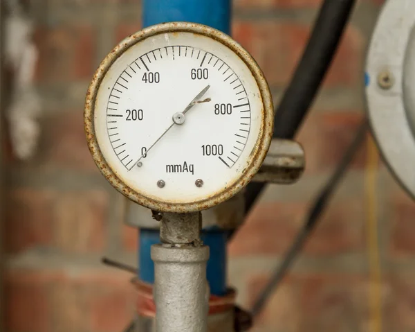 Pressure Gauge connected to Pipes — Stock Photo, Image