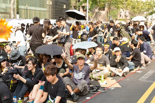 TAIPEI, TAIWAN, março 30 2014. Centenas de milhares de pessoas p — Fotografia de Stock