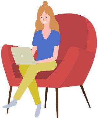 Uzaktan öğrenme, serbest çalışma ve internet eğlencesi. Dizüstü bilgisayarla çalışan kadın.