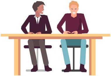 Projeye başlamak için toplantı, iş planı. Girişimcilik alanında iş tartışan meslektaşlar