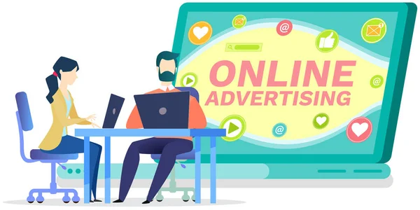 Colegas trabajan con la publicidad en línea, Las personas con computadoras analizan la estrategia de marketing digital — Vector de stock
