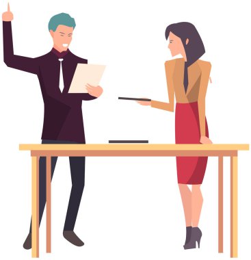 Projeye başlamak için toplantı, iş planı. Girişimcilik alanında iş tartışan meslektaşlar