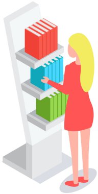 Kitaplarla, broşürlerle standlara bakan bir kadın. Reklam şirketi, promosyon, dağıtım konsepti. Kadın ürün kataloğu ve dergi seçiyor. Derginin yanındaki bayan, kütüphanede edebiyat sergisi