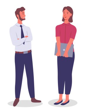 Ofiste toplantı, iş sırasında gülümseyen adam ve kadın arasında iletişim kurma, ara sırasında konuşma. İş adamları proje ve planlama stratejisini tartışıyor. Ekip ortak çalışma yeri