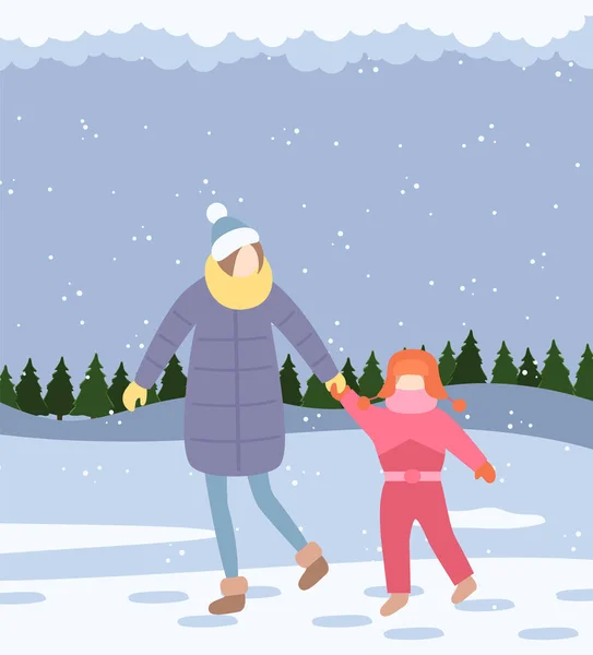雪の中を歩く子供を持つお母さん 女性はライラック暖かいジャケットを着て 帽子は暖かい服を着た子供の手を握っています 家族は新鮮な霜降りの空気の中を歩く 水平線 灰色の青の背景に針葉樹のストリップ — ストックベクタ