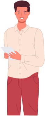 Düşünceli bir çalışan ya da iş adamı elinde belge tutuyor. Evrakları taşıyan genç bir erkek. Gündelik giysiler içindeki yetişkin modern adam portresi. Elinde kağıt parçalarıyla gülümseyen adam.