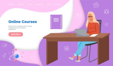 Kadın iletişimi, iş yeri bilgisayarla. Uzaktan çalışma, serbest çalışma, ofis, programlama, eğitim konsepti. Bayan dizüstü bilgisayarla oturup internette sörf yapıyor. Kadın serbest çalışan, evden çalışıyor.