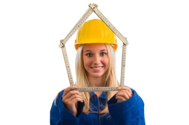 ölçü bandı ile kadın mühendis