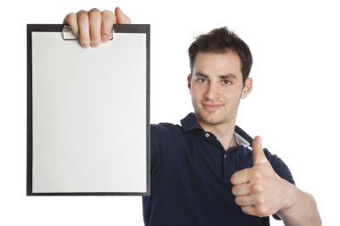 boş kontrol listesi ile genç profesyonel