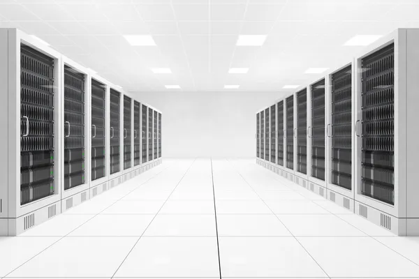 Datacenter con dos filas de ordenadores vista central — Foto de Stock