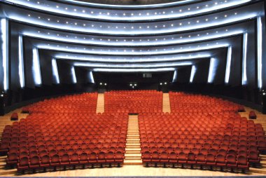 Vicenza yeni tiyatro