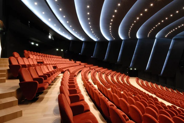 Vicenza yeni tiyatro