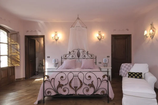 yatak odası görmek