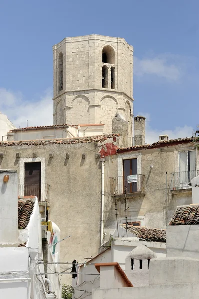 Monte Sant 'Angelo, Puglia, Italia — Foto de Stock