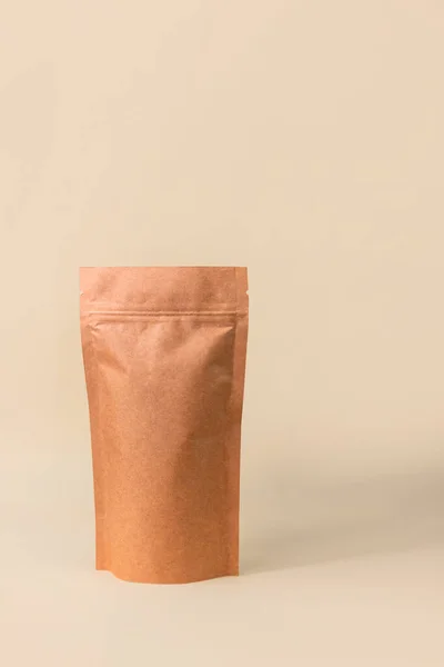 Pouch Bag Mockup Neutral Beige Background Monochrome Merchandise Packaging Blank — Stok fotoğraf