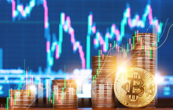 Büyüme grafiği çizelgesi olan altın bitcoin. Bitcoin altın sikke ve çözülmüş grafik arka planı. Sanal kripto para birimi kavramı. Borsa çizelgesi. Bitcoin Yatırım İş Dünyası İnternet Teknolojisi