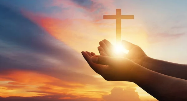 Ludzkie Dłonie Otwierają Dłonie Eucharystia Błogosławiony Bóg Pomagający Pokutującemu Katolickiemu — Zdjęcie stockowe