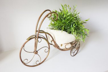 Antika pirinç Bisiklet potu