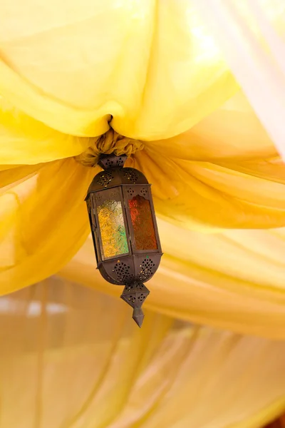 Vintage lampada in metallo — Foto Stock