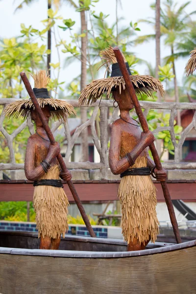 Wooden tribal models oar the boat — Stock Photo, Image