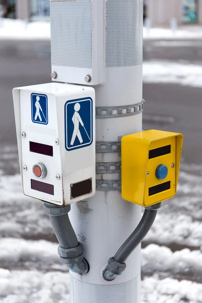 Symbol of disabled person over a pole — Stock Photo, Image