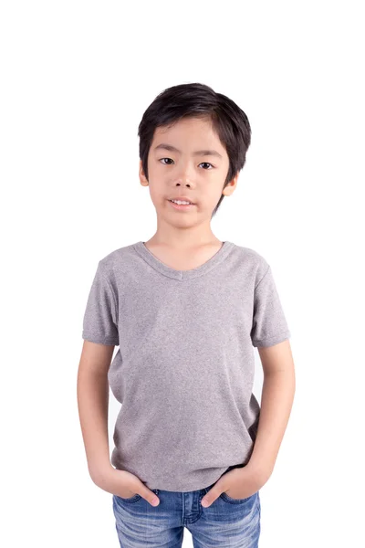 Grijs t-shirt op een leuke jongen, geïsoleerd op witte achtergrond — Stockfoto