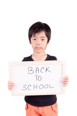 blackboard ile gülümseyen çocuk