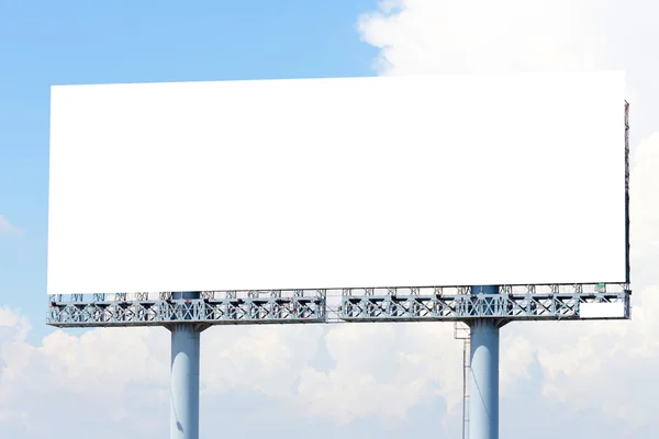 Cartellone bianco utile per la tua pubblicità — Foto Stock