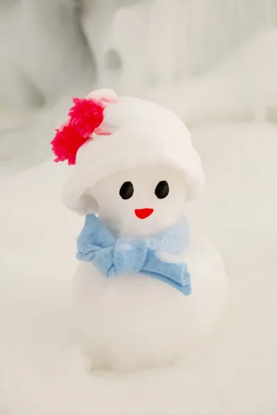 Милый маленький снеговик — стоковое фото