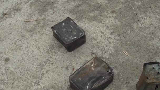 Burnt Metal Boxes Cartridges Ground — 비디오