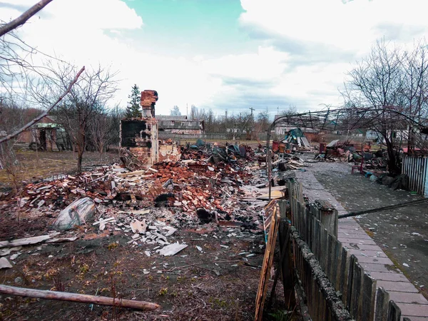 Сгоревший Дом После Российской Бомбардировки — стоковое фото