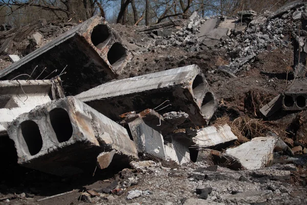 Köprü Ruslar tarafından yok edildi.