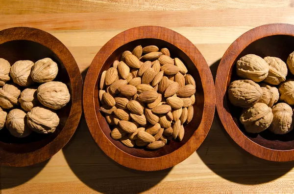 Gesunder Snack aus Nüssen Stockfoto