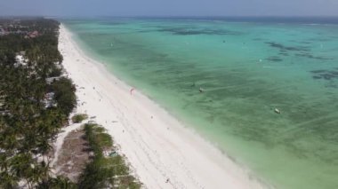 Tanzanya 'nın Zanzibar kıyısındaki okyanus manzarası