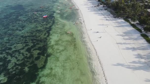 Krajobraz oceanu w pobliżu wybrzeża Zanzibaru, Tanzania — Wideo stockowe