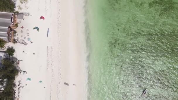 Oceaanlandschap bij de kust van Zanzibar, Tanzania — Stockvideo