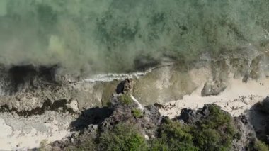 Tanzanya 'nın Zanzibar kıyısındaki okyanus manzarası
