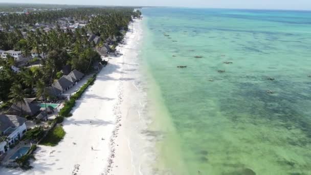 Oceaanlandschap bij de kust van Zanzibar, Tanzania — Stockvideo