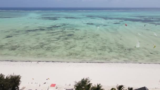 Kitesurfing near the shore of Zanzibar, Tanzania — Stock Video