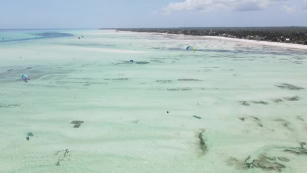 Este Video Muestra Kitesurf Cerca Costa Zanzíbar Tanzania — Vídeo de stock