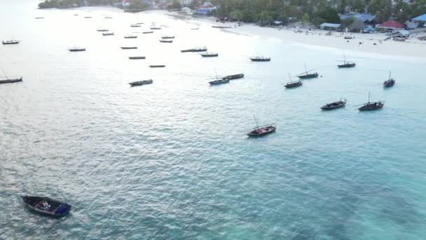 Ocean near the coast of Zanzibar island, Tanzania, slow motion — Stock Video