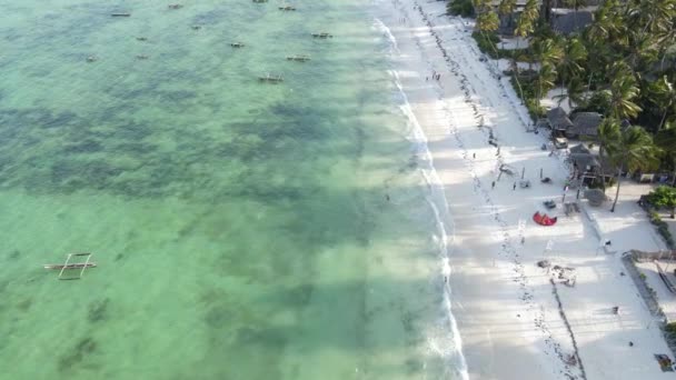 Spiaggia sull'isola di Zanzibar, Tanzania, rallentatore — Video Stock