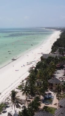 Tanzanya 'nın Zanzibar adasındaki sahil