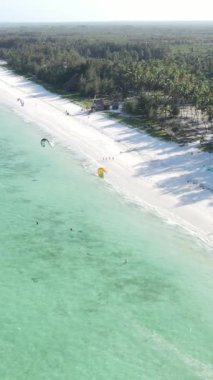 Tanzanya 'nın Zanzibar adasındaki sahil