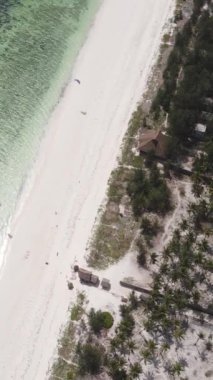 Tanzanya 'nın Zanzibar adasındaki sahil