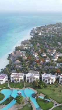 Tanzanya 'nın Zanzibar adasındaki sahil